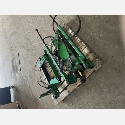 Hitchtrk John Deere